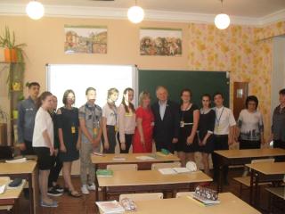 Школярі Кам’янського зустрілися з народним депутатом України Валентином Дідичем